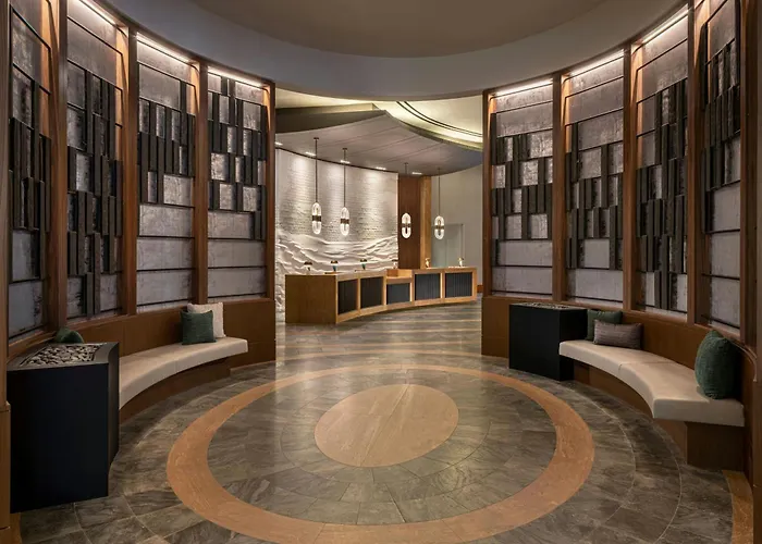 Spa Hotels Resorts Renaissance Boston Seaport District