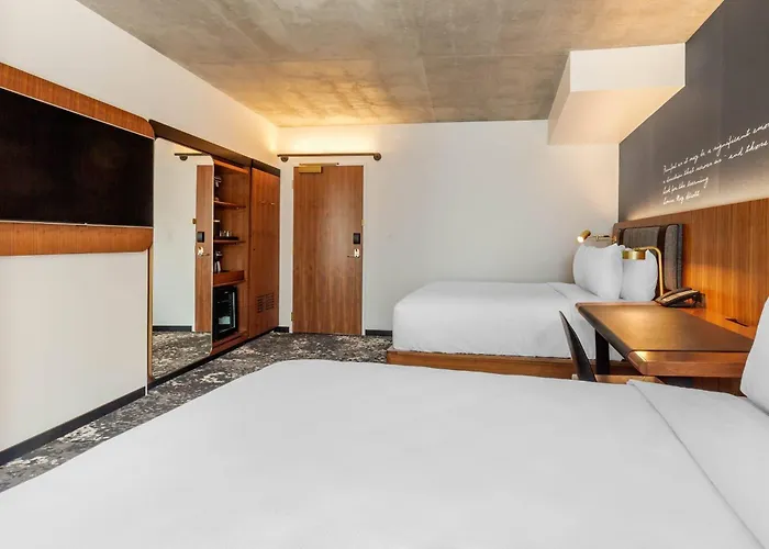 Cambria Downtown - Seaport